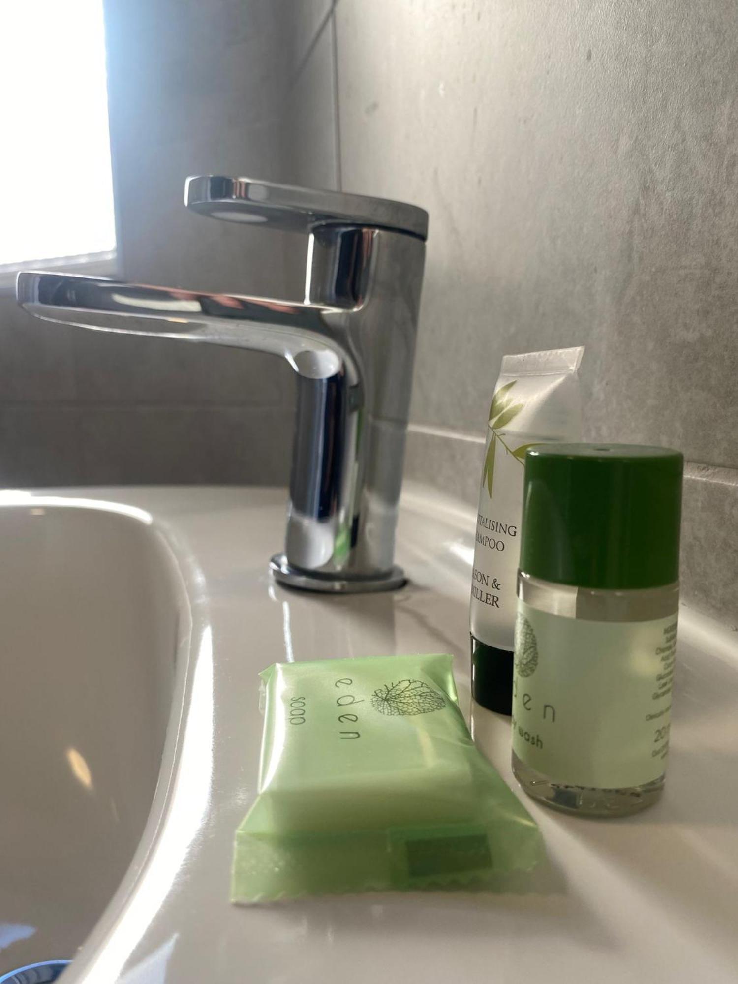 Lady Hamilton Inn Portsmouth Zewnętrze zdjęcie